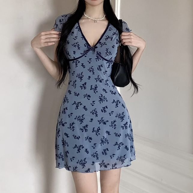 Dress Floral Short-Sleeve Mini Bodycon Print V-Neck