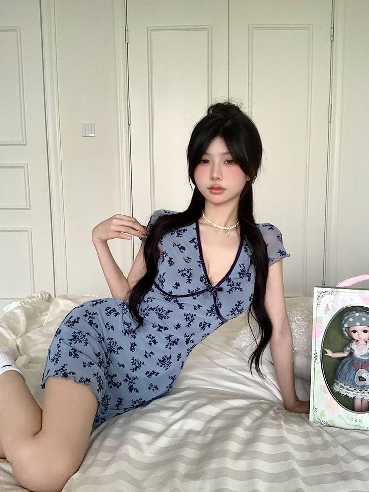 Dress Floral Short-Sleeve Mini Bodycon Print V-Neck