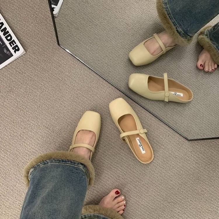 Toe Mules Square