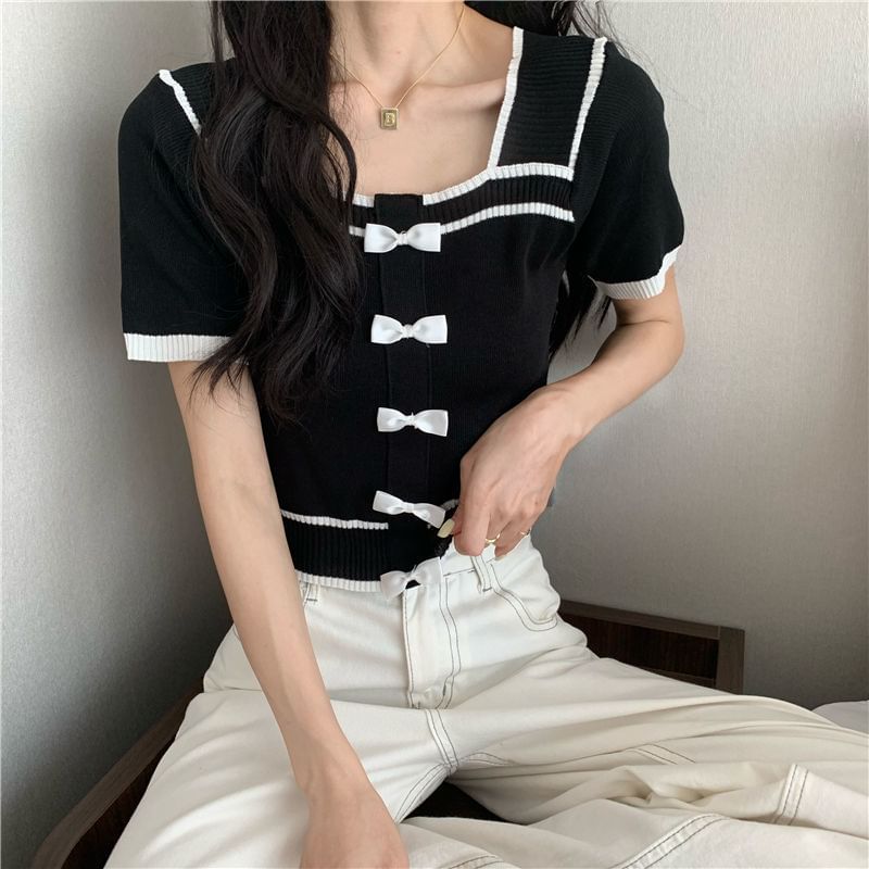 Square Short-Sleeve Top Neck Knit Bow