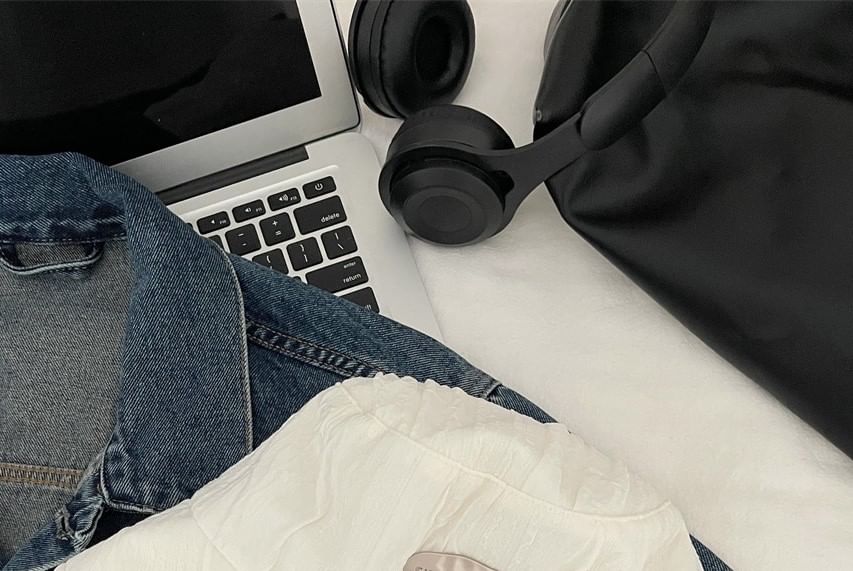 Bucket Hat Textured Applique