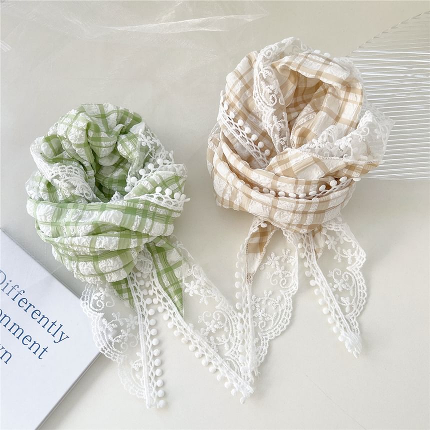 Plaid Lace Trim Headkerchief