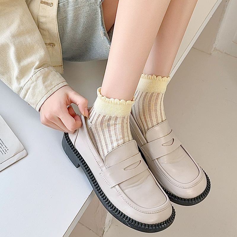 Plain Ribbed Sheer Ankle Socks