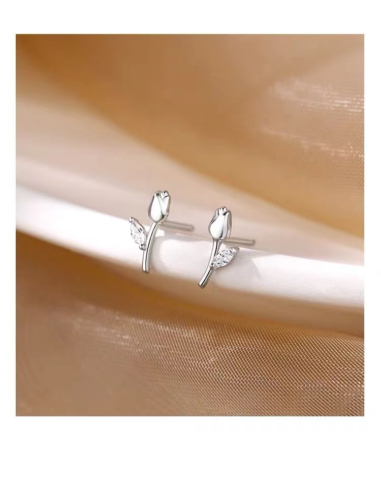 Floral Rhinestone Sterling Silver Ear Stud