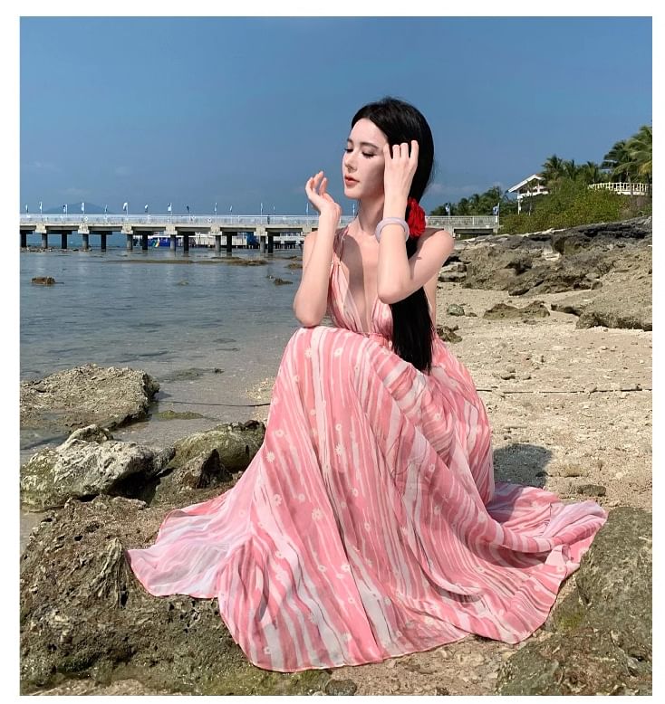 V-Neck Maxi Patterned Spaghetti Dress A-Line Strap