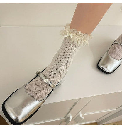 Bow Frill Trim Perforated Socks