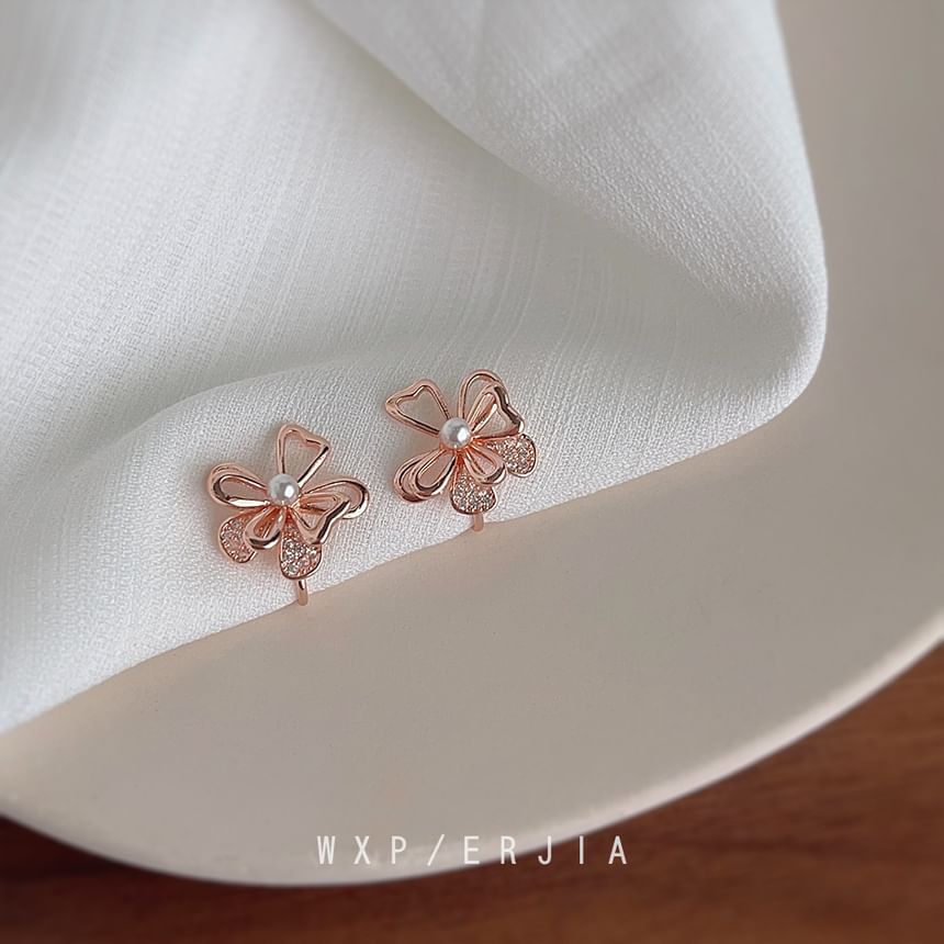 Alloy Floral Pearl Earring Stud Faux