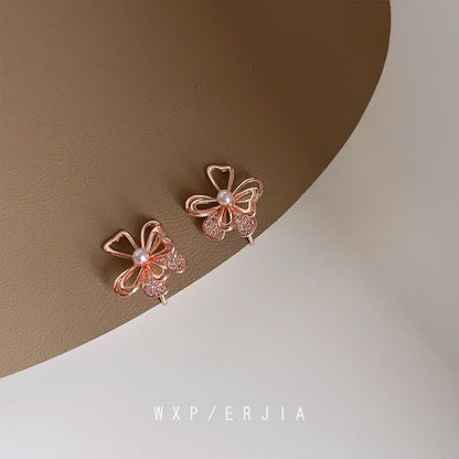Alloy Floral Pearl Earring Stud Faux