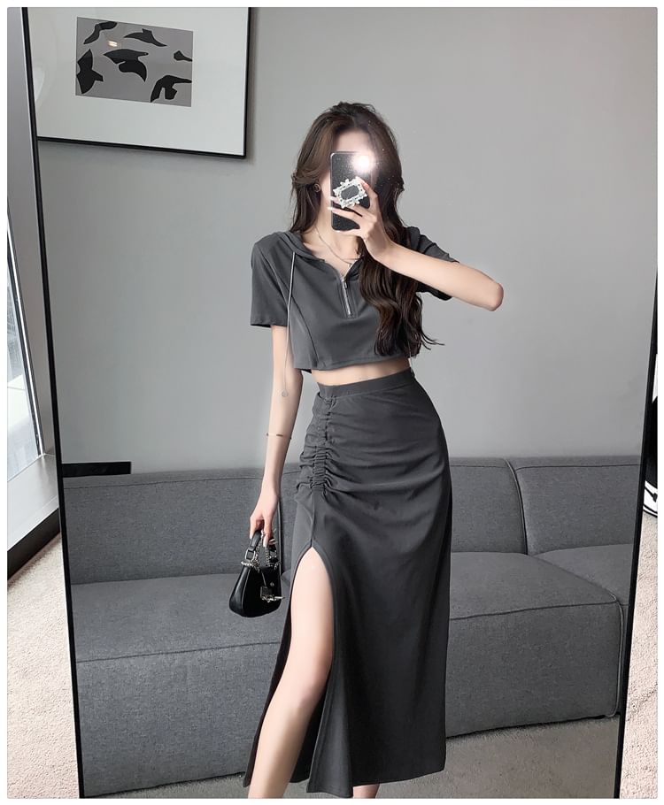 Set: Short-Sleeve Plain Hooded Cropped Tee + High Rise Side-Slit Midi Pencil Skirt