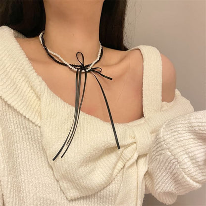 Bow Necklace Pearl Faux