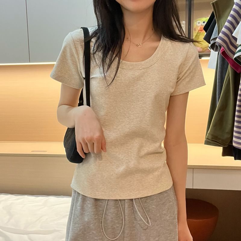 Tee Plain Short-Sleeve