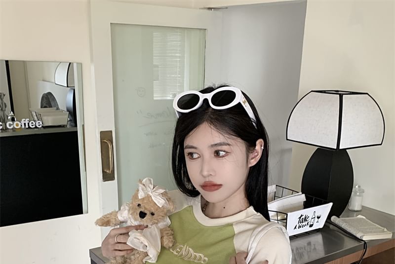 Embroidered Letter T-Shirt Crew Cropped Neck Short-Sleeve