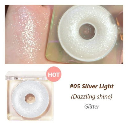 Shimmery Highlighting Powder