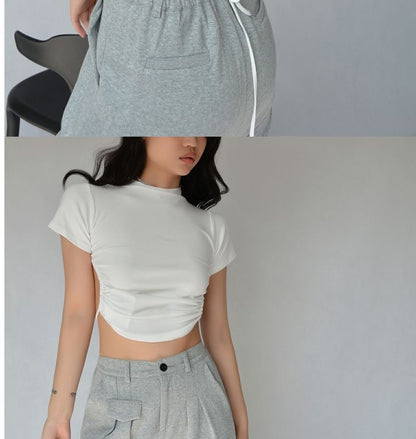 Short-Sleeve Plain Back Tee Open Cropped