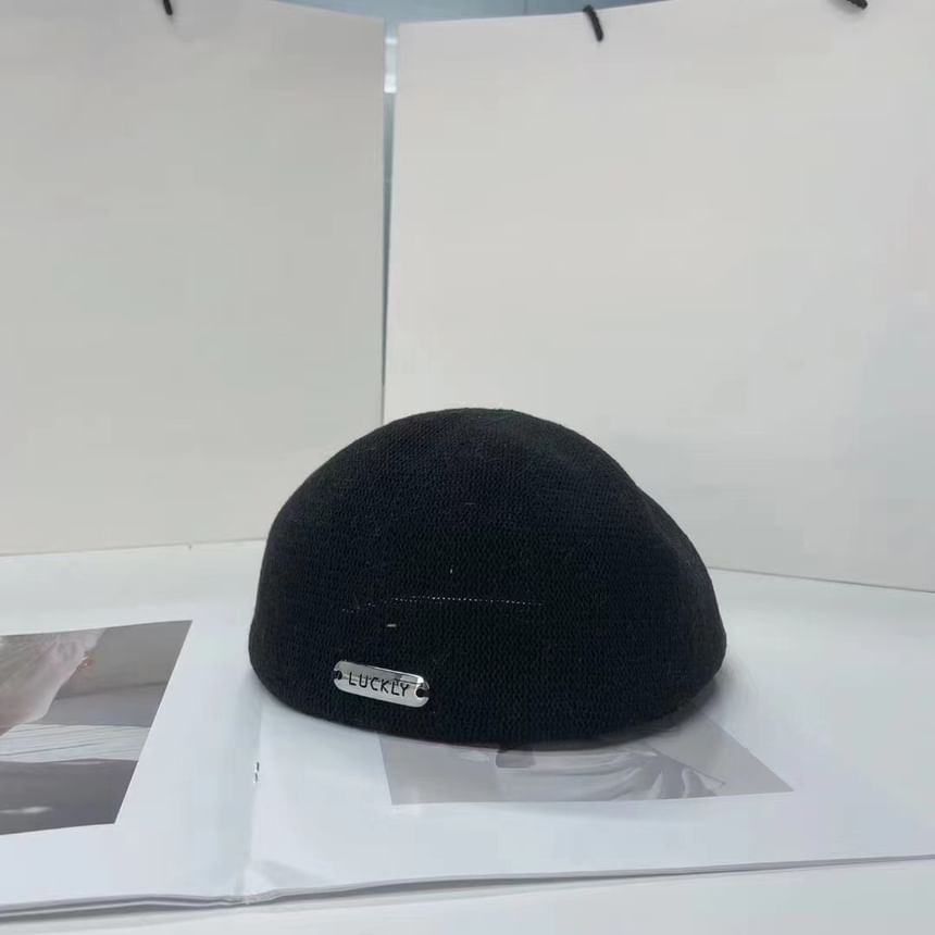 Beret Metal Hat Plate Lettering