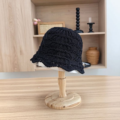 Hat Lace Bucket