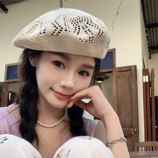 Hat Beret Eyelet
