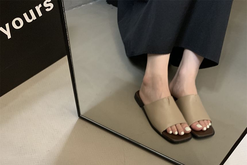 Slide Plain Sandals