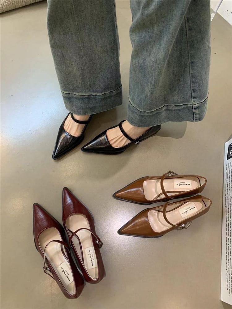 Pointy Mary Jane Pumps