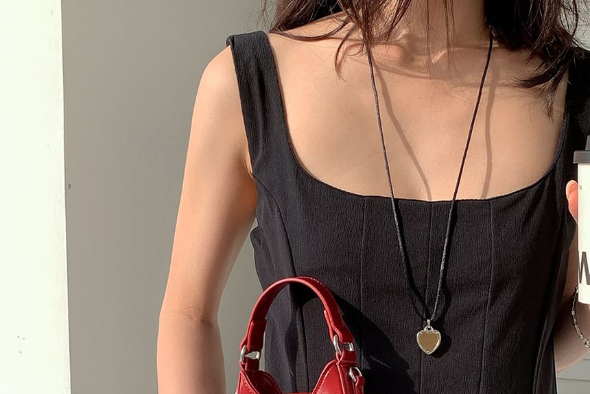 Bow Chain Strap Crossbody Bag