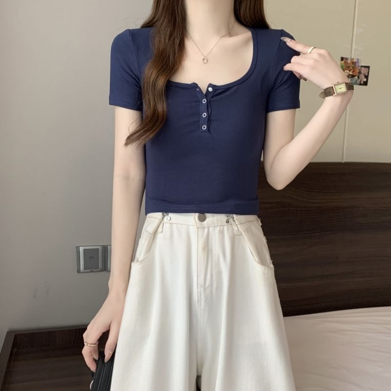 Short-Sleeve Tee Henley Plain