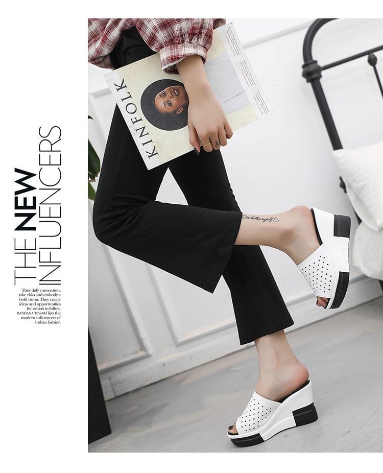Plain Sandals Pointelle Wedge Slide