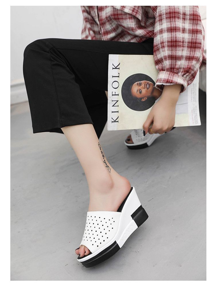 Plain Sandals Pointelle Wedge Slide