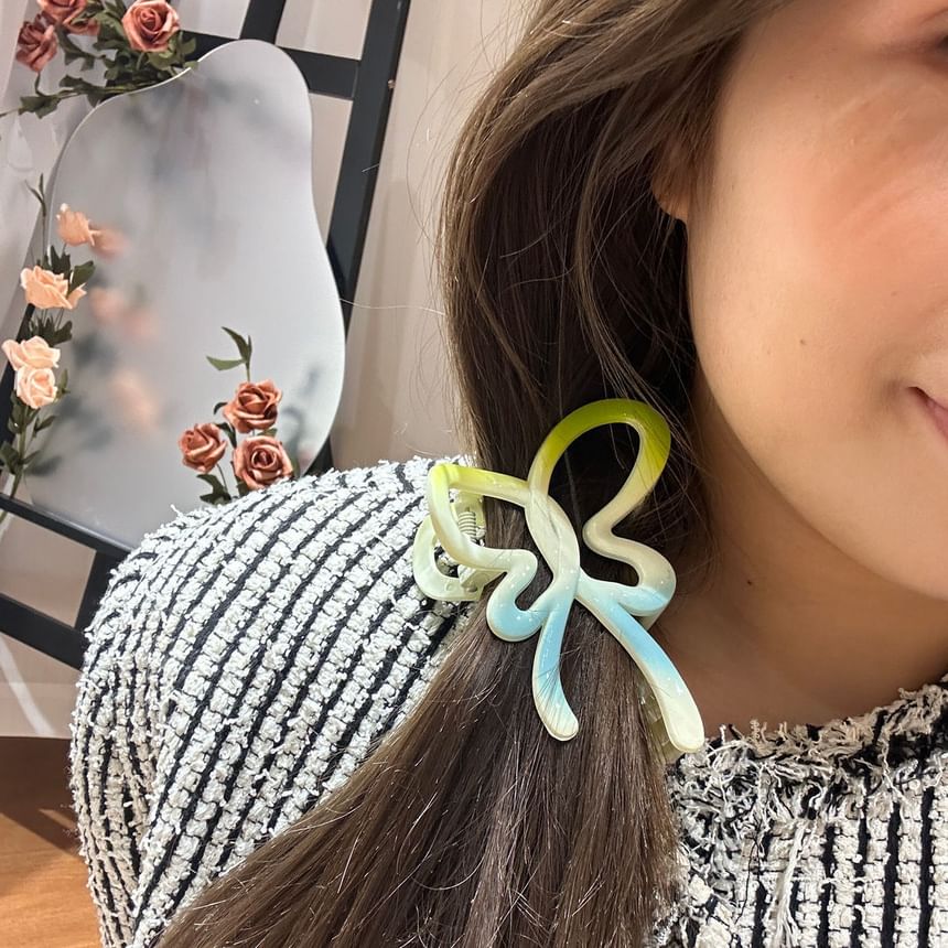 Bow Gradient Acrylic Hair Clamp