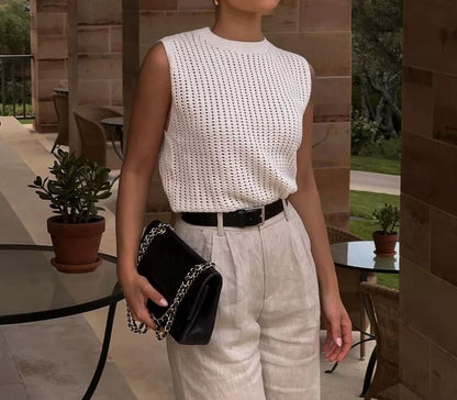 Plain Knit Neck Sleeveless Top Round