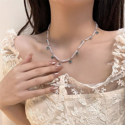 Heart Fringed Faux Choker Pearl