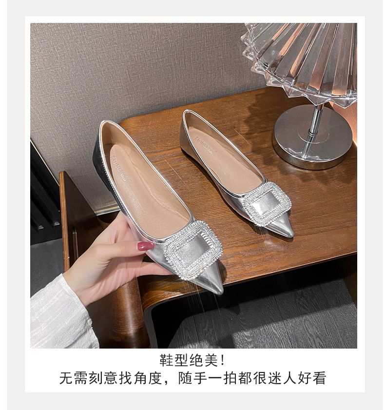 Ballerines à bout pointu avec strass