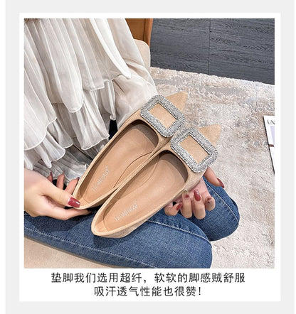 Ballerines à bout pointu avec strass