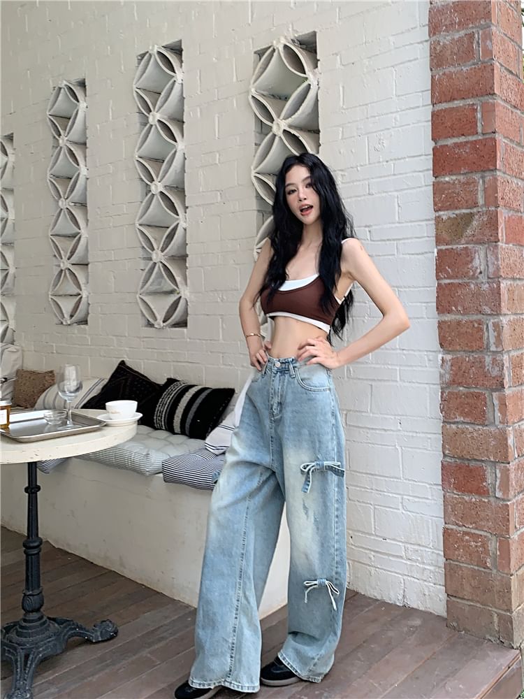 Wide Bow Leg Mid Waist Jeans Washed