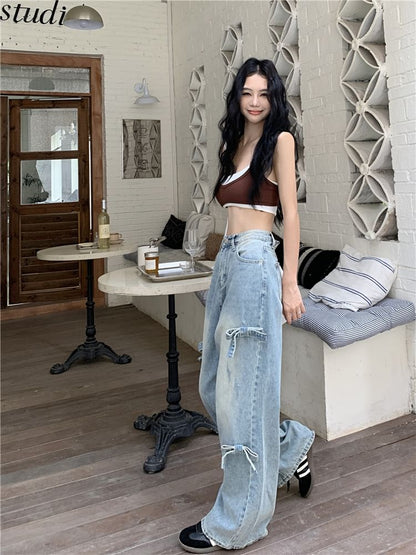 Wide Bow Leg Mid Waist Jeans Washed