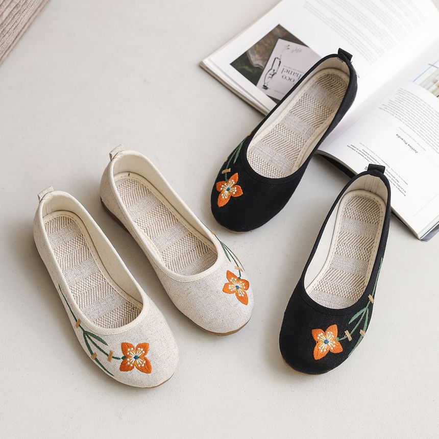 Embroidered Flower Flats