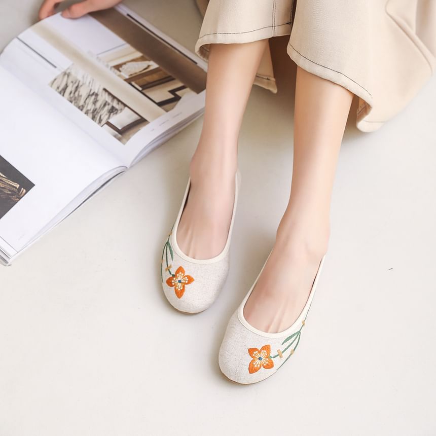 Embroidered Flower Flats