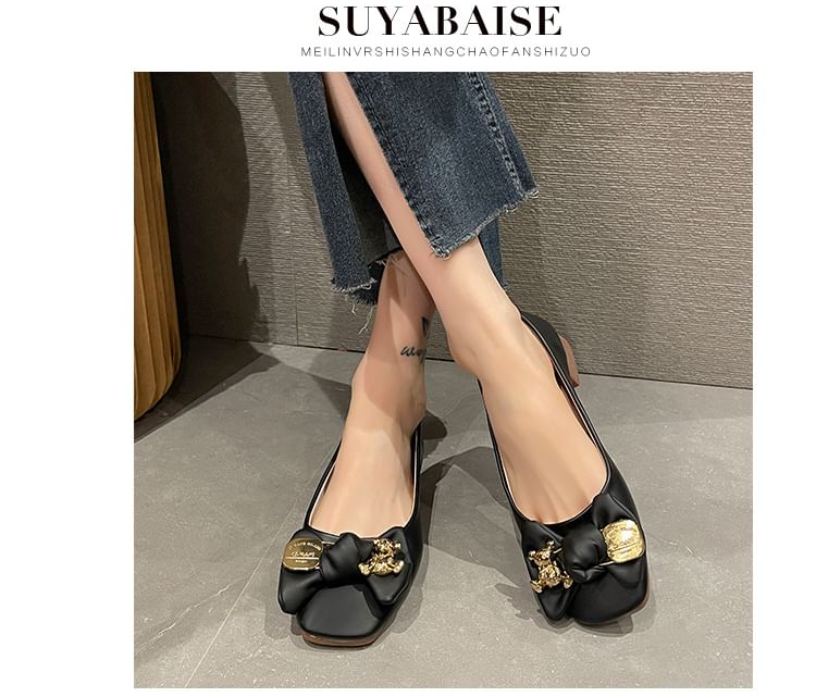 Toe Bow Accent Flats Square