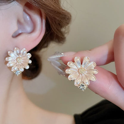 Floral Alloy Stud Earring / Rhinestone Choker