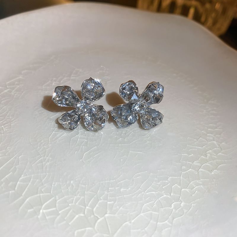 / Crystal Butterfly Pearl Earring Floral Faux Stud Alloy (Various Designs)