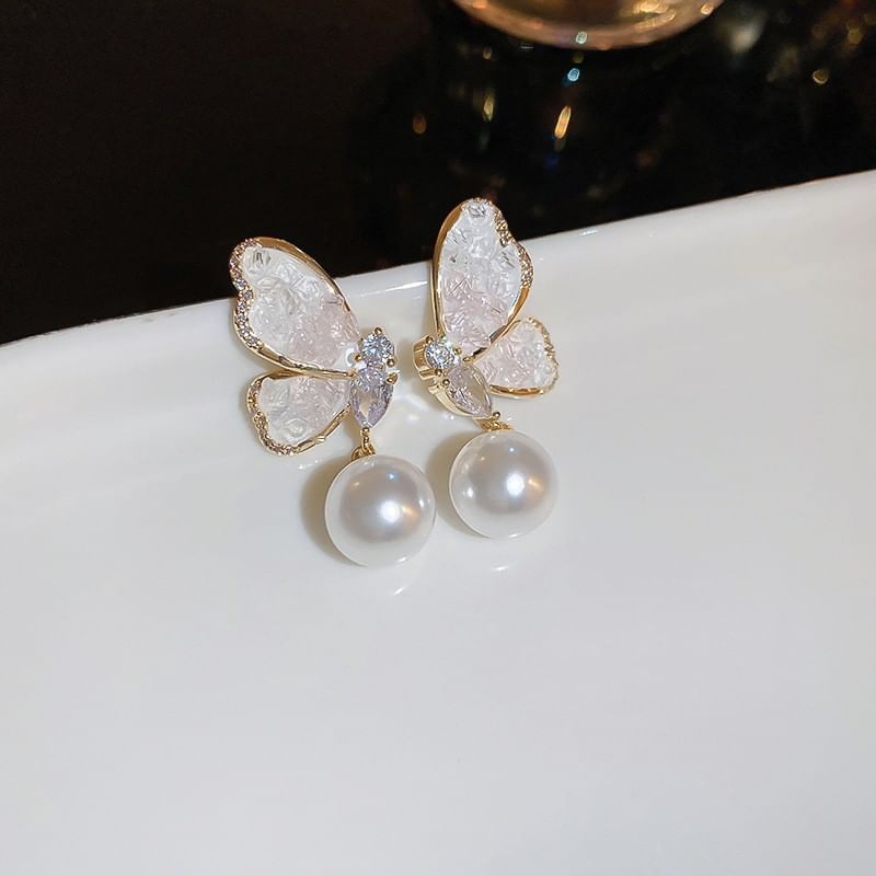 / Crystal Butterfly Pearl Earring Floral Faux Stud Alloy (Various Designs)