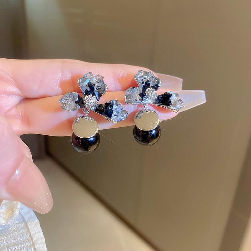 Designs) Butterfly (Various Crystal Pearl Earring Faux / Alloy Floral