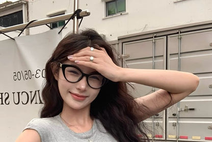 Round Short-Sleeve Tee Neck Backless Plain