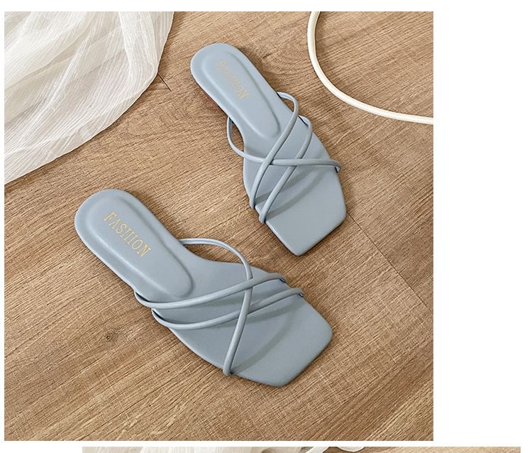 Plain Sandals Slide