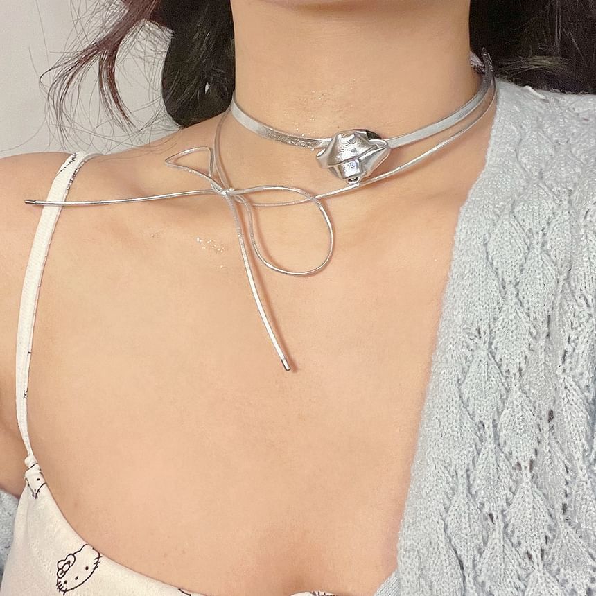 Floral Leather Layered Bow Faux Choker