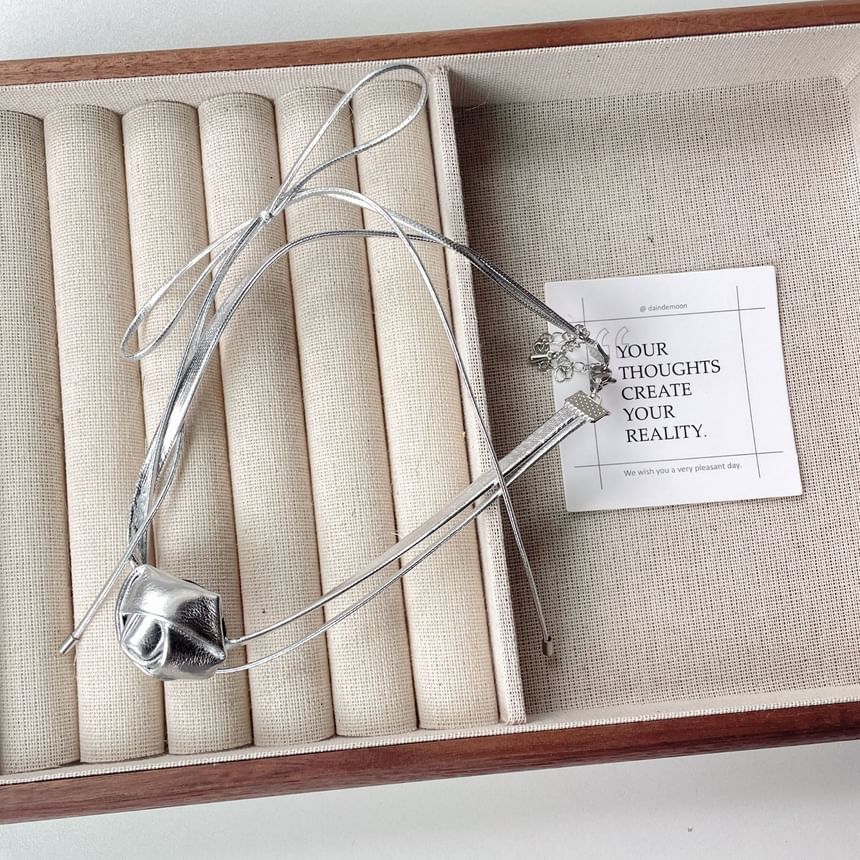 Floral Leather Layered Bow Faux Choker