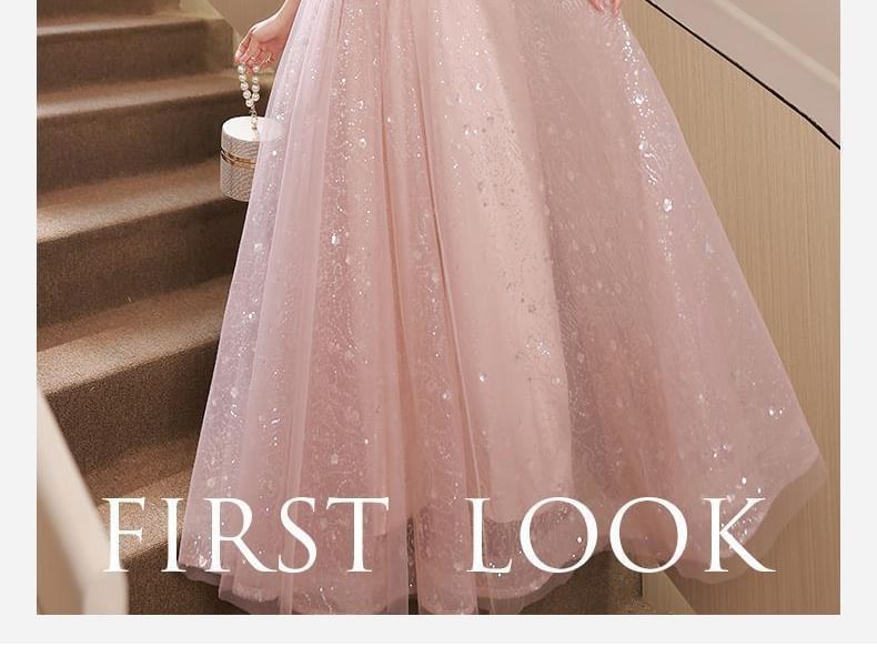 Evening Gown Glitter A-Line Short-Sleeve Dress / Mesh