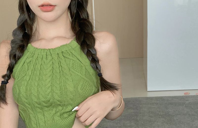 Plain Cable-Knit Cropped Halter Top