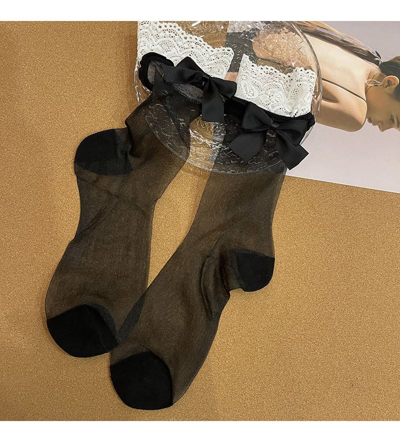 Lace Trim Bow Socks