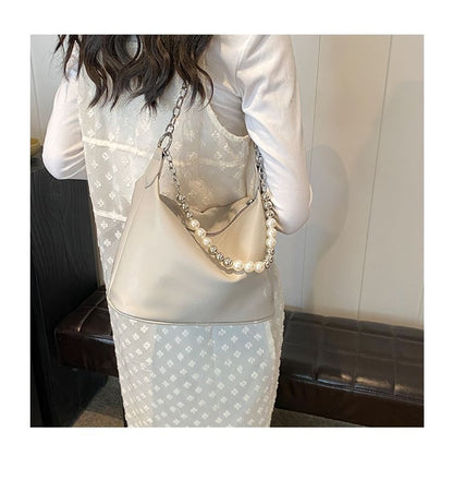 Faux Pearl Strap Chained Crossbody Bag