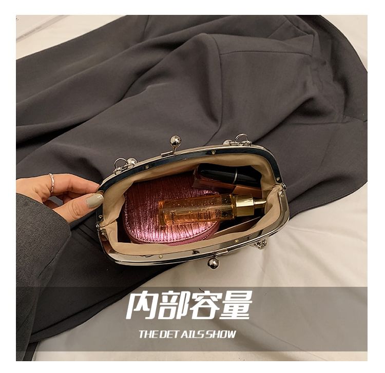 Floral Jacquard Lock Bag Kiss Crossbody